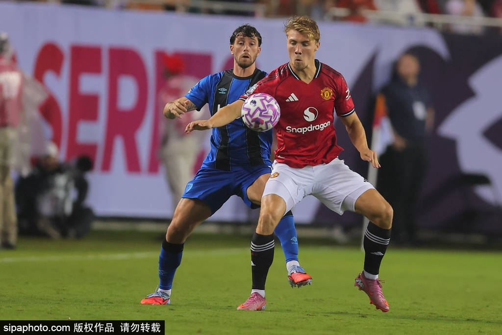 皇冠信用怎么租
_曼联大胜伯恩茅斯：阿莫林新政初见成效