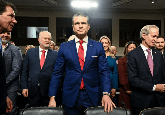 皇冠足球平台在哪里注册
_情况不妙皇冠足球平台在哪里注册
,日本多地爆发游行示威,美军方出面敲打,特朗普罕见对中国示好!高市或不得不提前下台