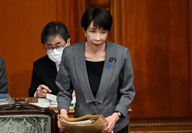 皇冠信用出租代理
_承认《中日联合声明》皇冠信用出租代理
，但不敢复述条款，高市早苗揣着明白装糊涂