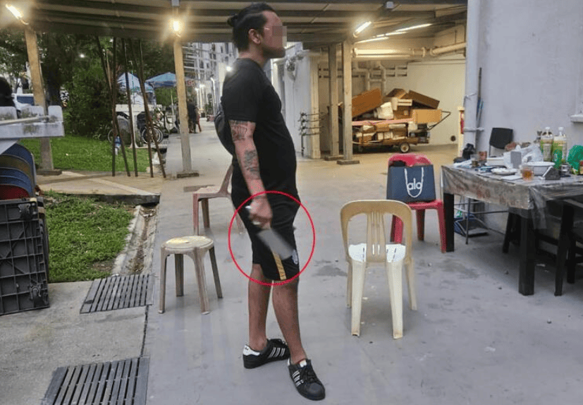 皇冠会员如何申请_新加坡一男子不满邻居在楼下唱歌皇冠会员如何申请,持刀将其砍伤,潜逃六天后被捕